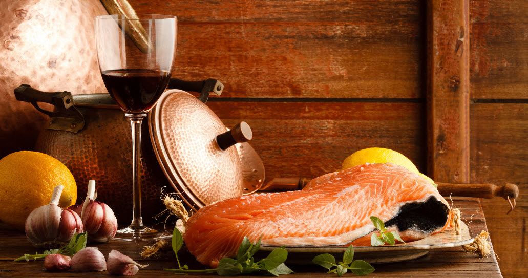 лосось, сочетание лосося с вином, красное вино, розовое вино, копчёный лосось, белое вино