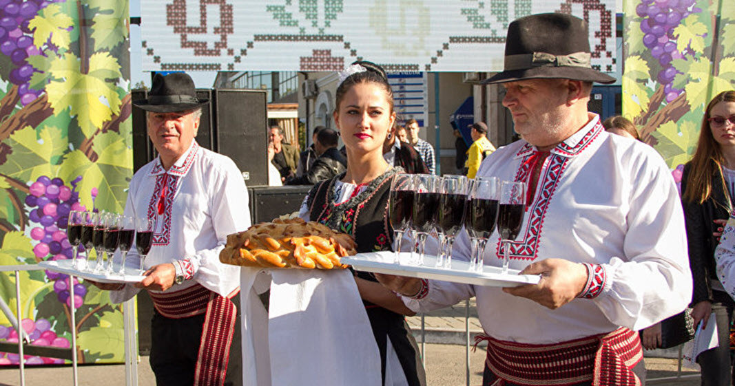  Молдавия, виноделие в Молдавии, национальный день вина