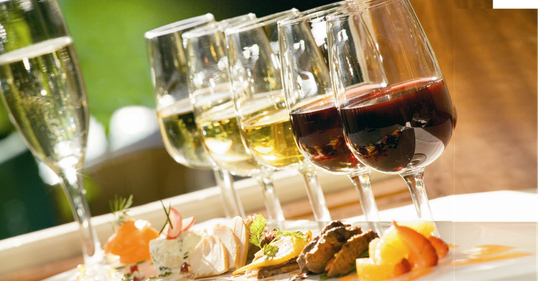  выбор вина, красное вино, регион, сомелье, пробка, сочетание с едой.